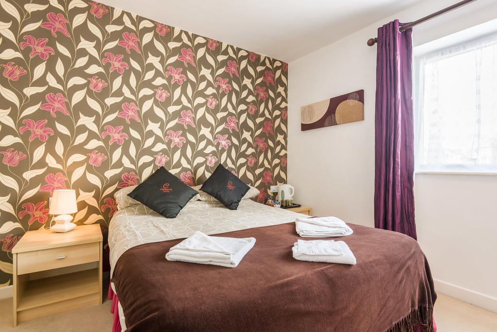 Uk Travel & Hospitality Ltd Ta Canberra Hotel Блекпул Екстериор снимка