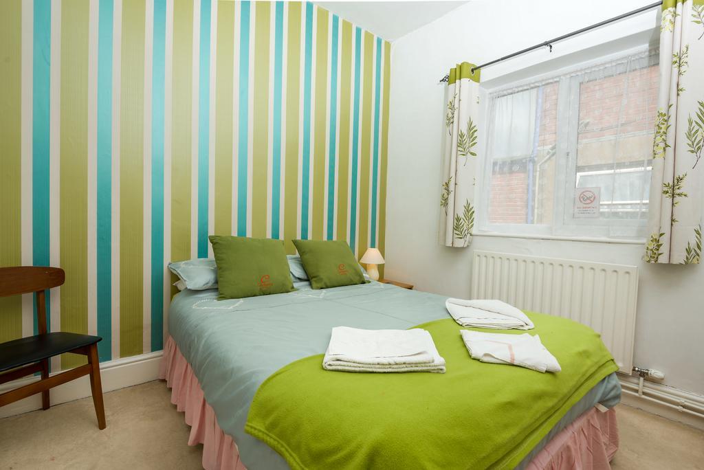 Uk Travel & Hospitality Ltd Ta Canberra Hotel Блекпул Екстериор снимка