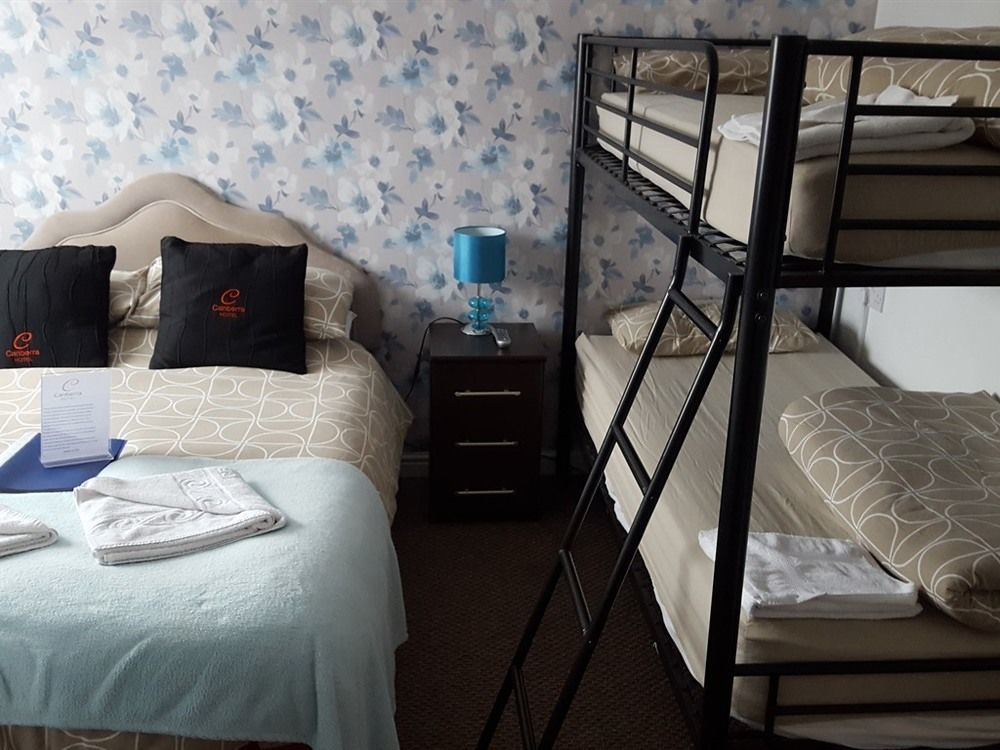 Uk Travel & Hospitality Ltd Ta Canberra Hotel Блекпул Екстериор снимка